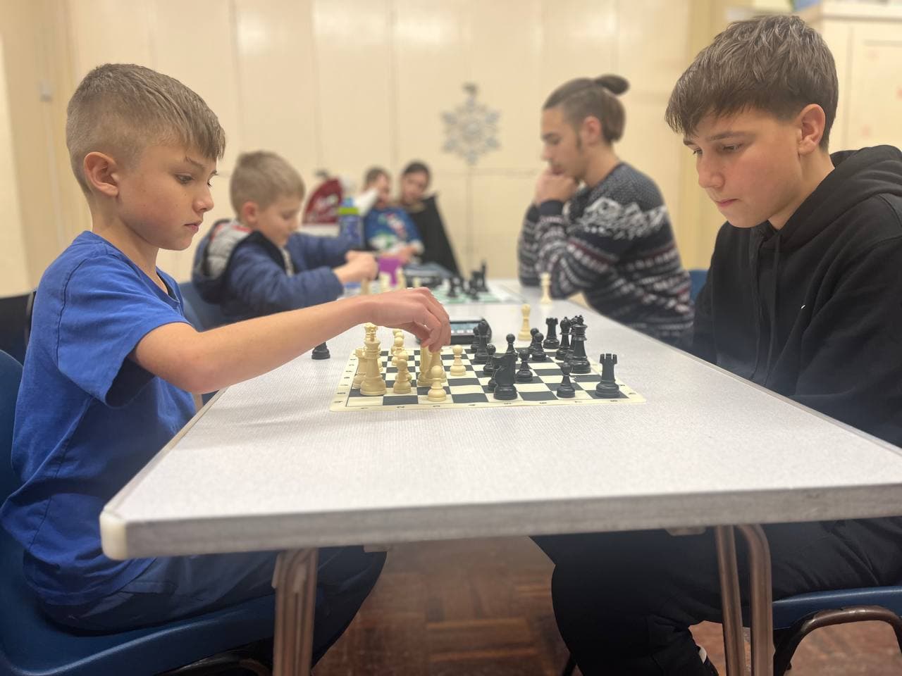 Young players at a Chess4U kids chess lesson in Glasgow